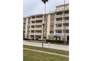 1200 N Shore Dr Ne #201 Furnished, ST PETERSBURG