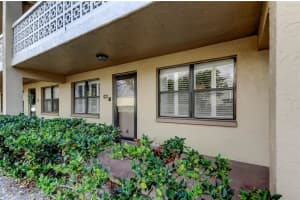 5080 Locust St Ne #130, ST PETERSBURG