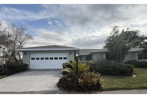 1402 Ingram Dr, SUN CITY CENTER