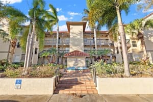 2400 Feather Sound Dr #127, CLEARWATER