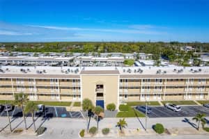 1 Boca Ciega Point Blvd #113, ST PETERSBURG