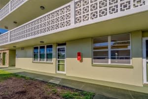 4710 Bay St Ne #109, ST PETERSBURG