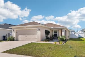 523 Valentina Ln, AUBURNDALE
