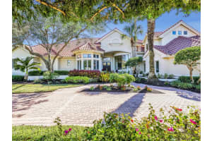 6320 Burnham Rd, NAPLES