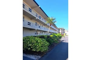 9940 47th Ave N #320, ST PETERSBURG