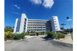 200 N Betty Ln #3a, CLEARWATER