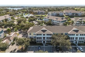 4802 51st St W #416, BRADENTON