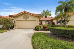 3350 W Chelmsford Ct #13, SARASOTA