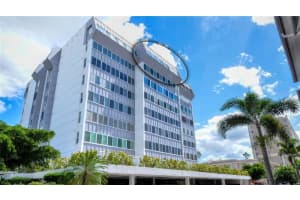 1055 W Peppertree Dr #802aa, SARASOTA