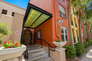 2410 W Azeele St #214, TAMPA
