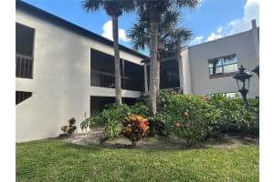 2971 Estancia Blvd #321, CLEARWATER