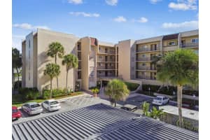 90 S Highland Ave #1306, TARPON SPRINGS