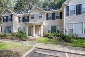 2228 Golden Oak Ln, VALRICO