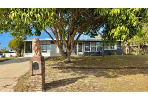 72 Lake Shore Dr, PALM HARBOR