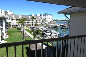 9215 Captiva Cir, ST PETE BEACH