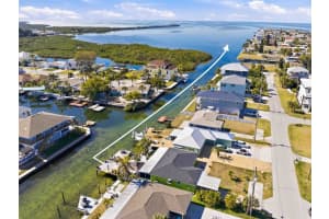 6424 Boatyard Dr, HUDSON