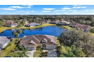 811 Staffordshire Ln, SUN CITY CENTER