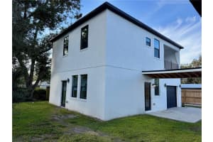 1516 1/2 59th St N, ST PETERSBURG