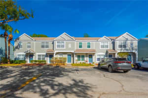 2405 Lake Woodberry Cir, BRANDON