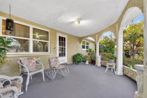 2615 Almond Dr, HOLIDAY