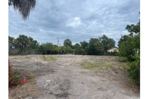 2018 43rd St S, ST PETERSBURG 2018 43rd St S, ST PETERSBURG