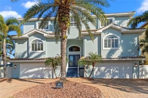 557 Johns Pass Ave, MADEIRA BEACH