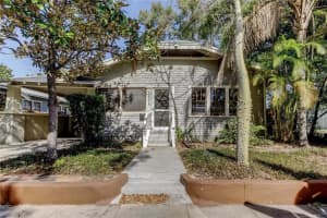 1004 E Crenshaw St, TAMPA