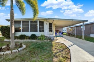 7880 54th Ave N #17, ST PETERSBURG