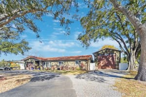 3595 Floral Dr, LARGO