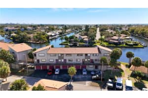 6315 Newtown Cir #15b3, TAMPA