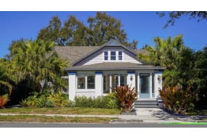 115 21st Ave Ne, ST PETERSBURG