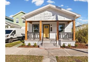 2107 W Cherry St, TAMPA