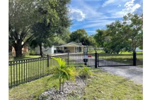 10601 Hackney Dr, RIVERVIEW