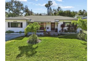 2000 Serpentine Cir S, ST PETERSBURG