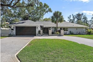 900 31st Ave Ne, ST PETERSBURG 900 31st Ave Ne, ST PETERSBURG