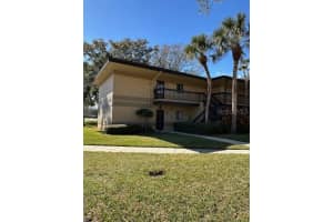 2683 Sabal Springs Cir #101, CLEARWATER