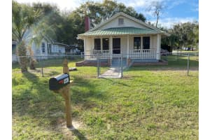 5441 18th St, ZEPHYRHILLS