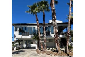 3203 E De Bazan Ave, ST PETE BEACH