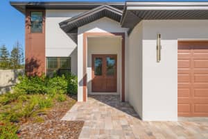 14733 Sunset Dr, LARGO