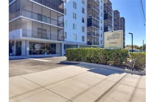 2901 26th St W #apt 511, BRADENTON