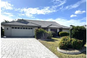 1934 New Bedford Dr, SUN CITY CENTER