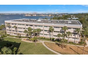 100 Bluff View Dr #209b, BELLEAIR BLUFFS
