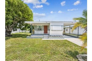 1940 Shady Cove Dr, HOLIDAY