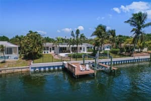 1112 38th Ave Ne, ST PETERSBURG