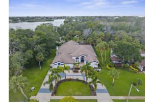 1705 Meyers Cove Dr, TARPON SPRINGS