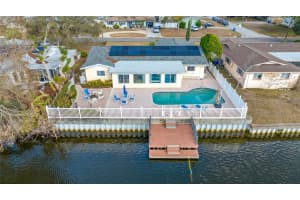 1822 Winchester Rd N, ST PETERSBURG