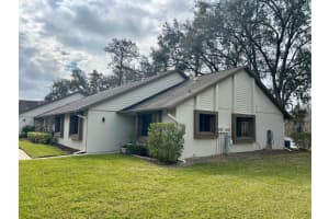 2584 Laurelwood Dr #15c, CLEARWATER