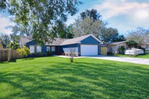 10248 107th Ave N, LARGO