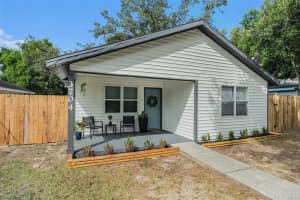 3704 Carroway St, TAMPA