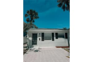 107 4th Ave, ST PETE BEACH
